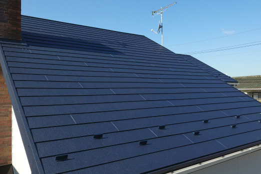 断熱材一体型の金属屋根