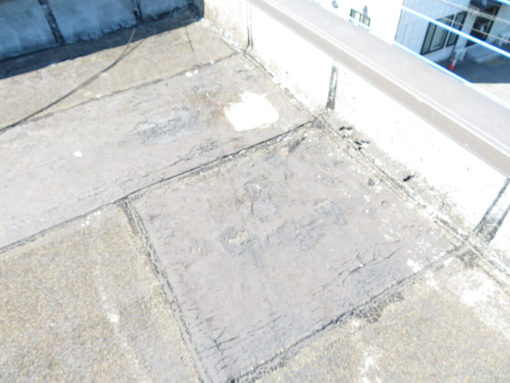 Aビル・屋上防水施工前