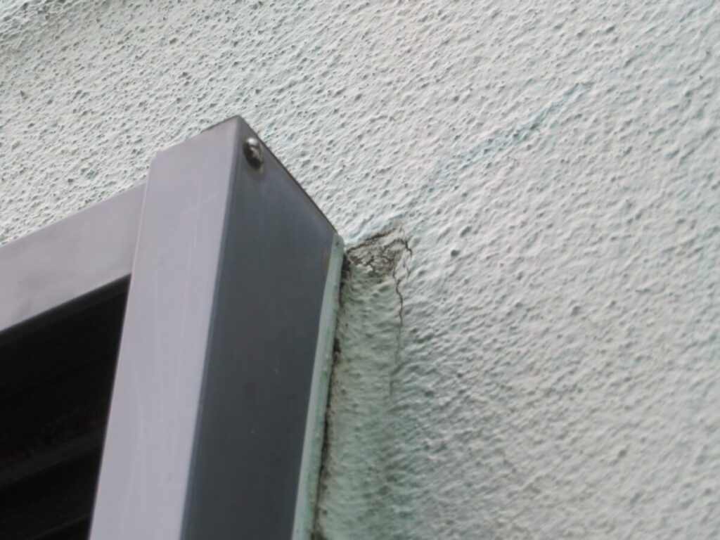 外壁のクラック