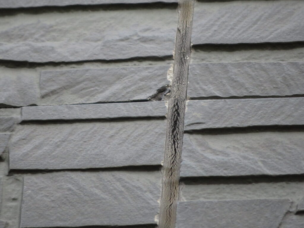 施工前コーキングの破断