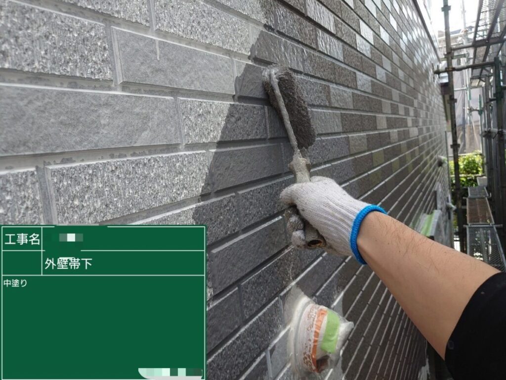 外壁中塗り「ミネラルグレイ」