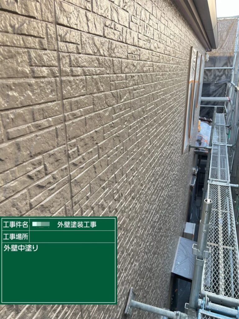 外壁中塗り「ベイジュ」