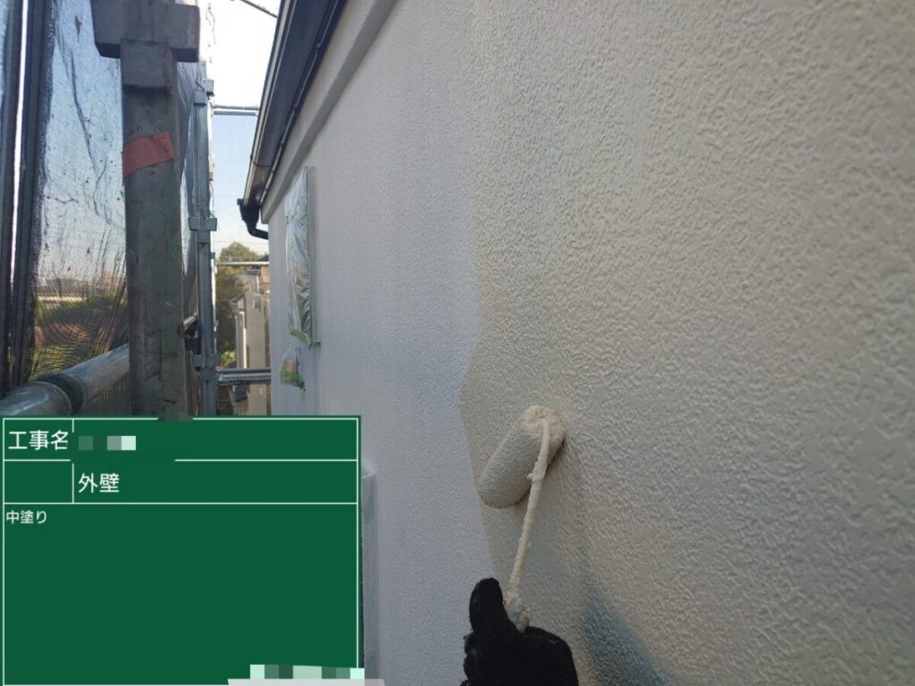外壁中塗り「ニュートラルホワイト」