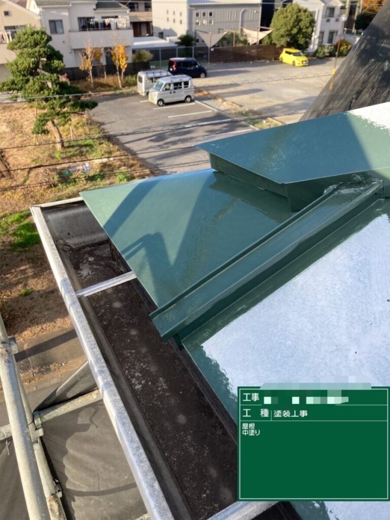 屋根中塗り