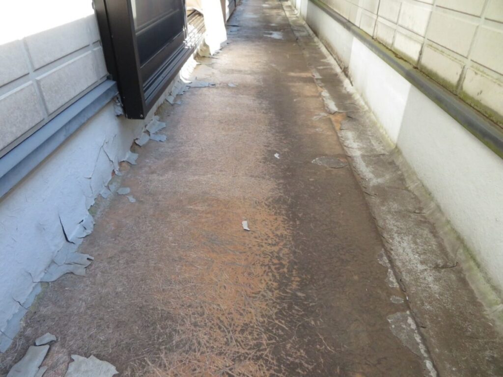 施工前のバルコニー