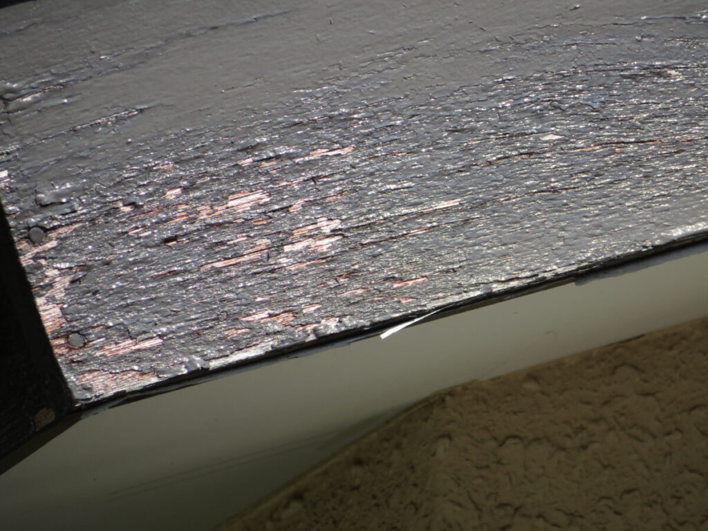 破風板の劣化