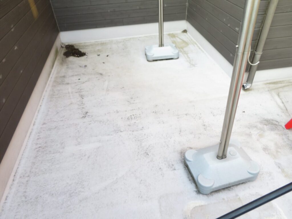 バルコニー床面の劣化