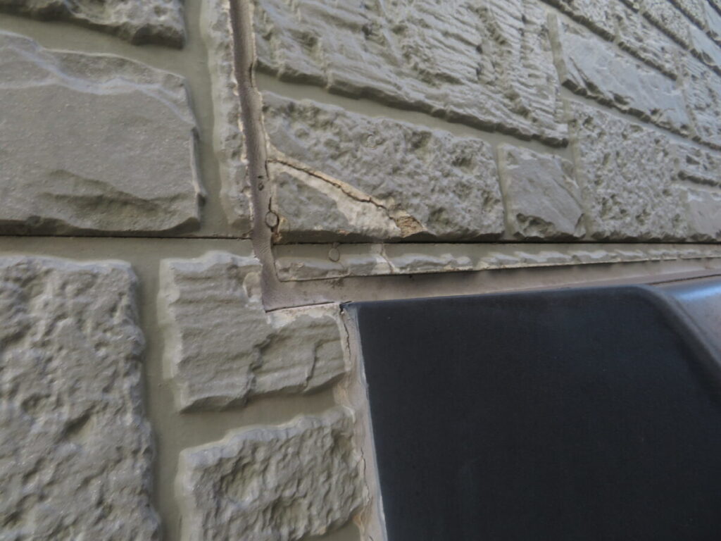 外壁のひび割れ